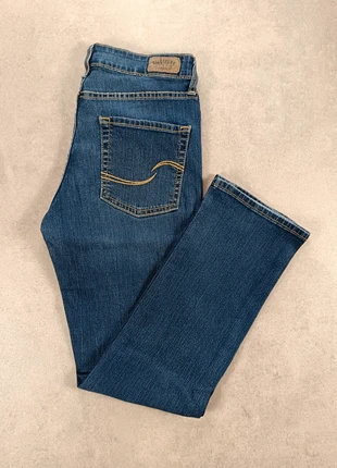 Jean Levi's Signature taille moyenne coupe droite | bleu/marine | taille 38 FR femme, marke: Levi's, zustand: Sehr gut, größe: M / 38 / 10, 14,90 €, 16,35 € beinhaltet Vinted-Käuferschutz Pro