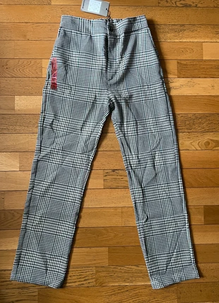 Pantalon Pull & Bear, marque: Pull & Bear, état: Neuf avec étiquette, taille: M / 38 / 10, 5,00 €, 5,95 € Protection acheteurs incluse