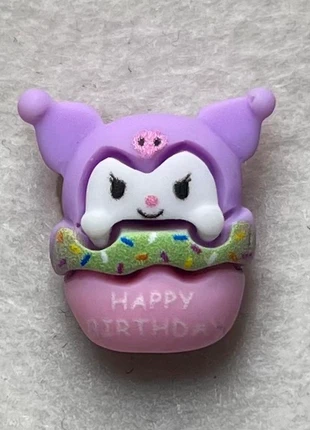 Jibbitz bedel voor Crocs schoenen klompen - Sanrio Hello Kitty Kuromi, staat: Heel goed, € 1,00, € 1,75 inclusief Kopersbescherming