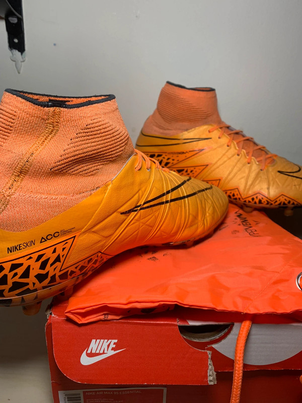 Cheap nike hypervenom with sock cheap