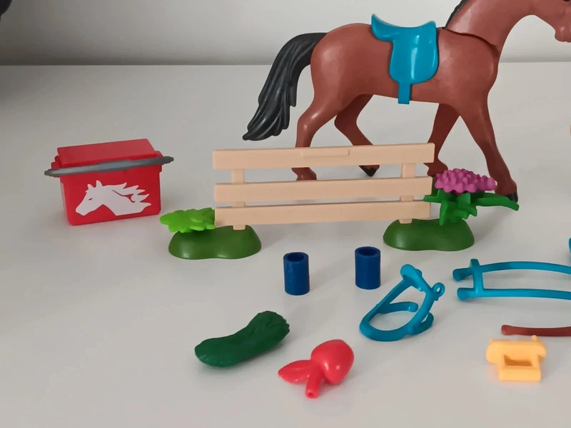 Playmobil
6947 Playmobil Cavaliers avec poneys et cheval - photo numéro 9