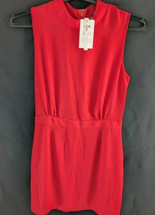 Robe rouge ASOS Petite neuve T38 – doublée, élégante, été, marque: ASOS, état: Neuf avec étiquette, taille: M / 38 / 10, 15,00 €, 16,45 € Protection acheteurs incluse