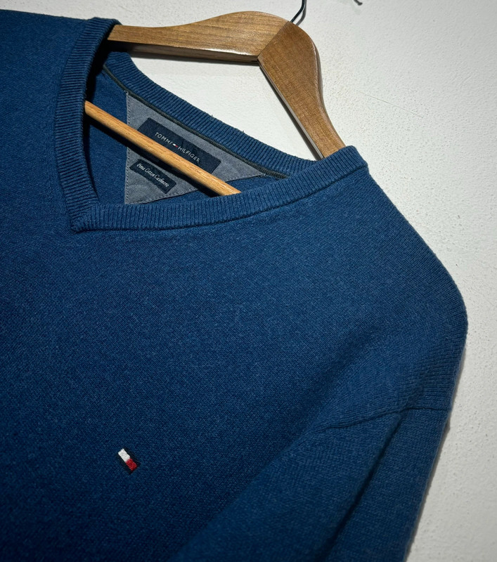 Tommy Hilfiger pullover scollo a V blu 4