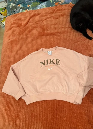 Nike pull, marque: Nike, état: Neuf sans étiquette, taille: 12 ans / 152 cm, 12,00 €, 13,30 € Protection acheteurs incluse