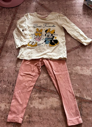Disney 2 Teiler, marke: Disney, zustand: Sehr gut, größe: 3 Jahre / 98, 5,00 €, 5,95 € inklusive Vinted-Käuferschutz