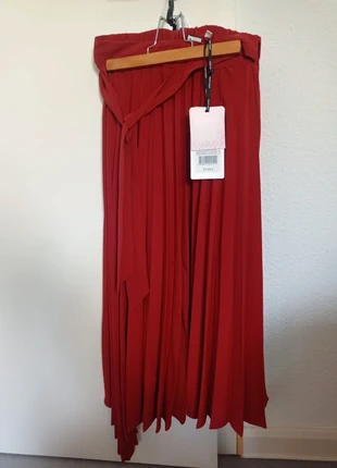 Jupe Naf Naf orange/rouge, brand: Naf Naf, condition: New with tags, size: XS / 34 / 6, €17.00, €18.55 includes Buyer Protection