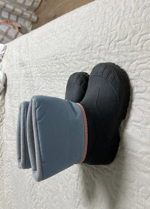 Botas de agua/nivieve, merk: Decathlon, staat: Heel goed, maat: 29, € 3,00, € 3,85 inclusief Kopersbescherming