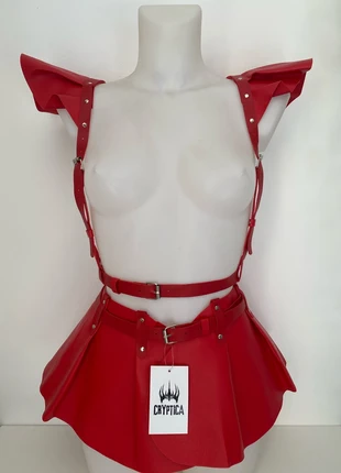 Harnais réglable en simili cuir rouge, marca: Cryptica, estado: Nuevo sin etiquetas, 28,00 €, 30,10 € Protección al comprador Pro incluida