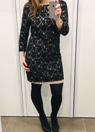 Robe Mango avec dentelle à fleurs , marque: Mango, état: Très bon état, taille: M / 38 / 10, 25,00 €, 26,95 € Protection acheteurs incluse