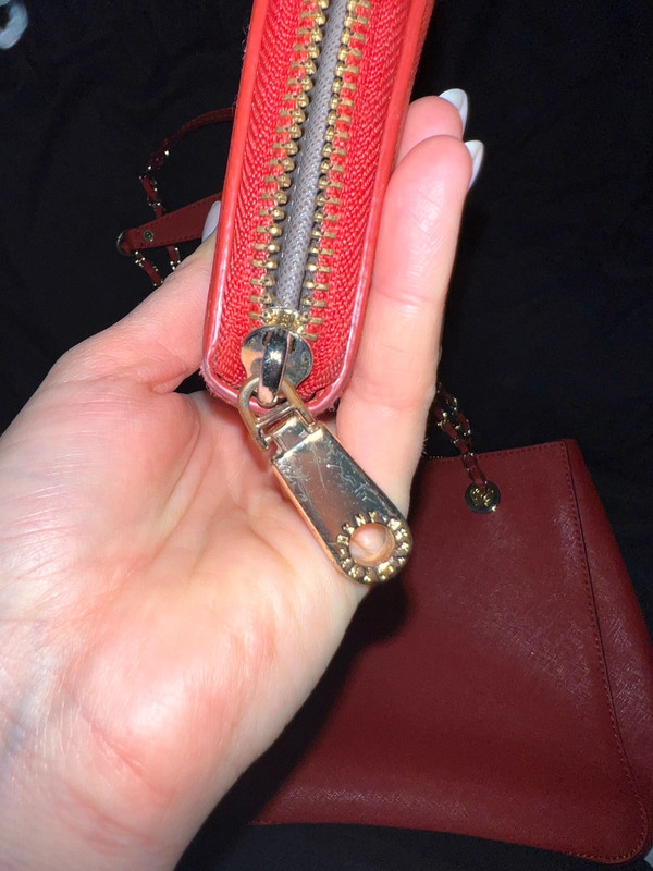 Dkny clearance purse red