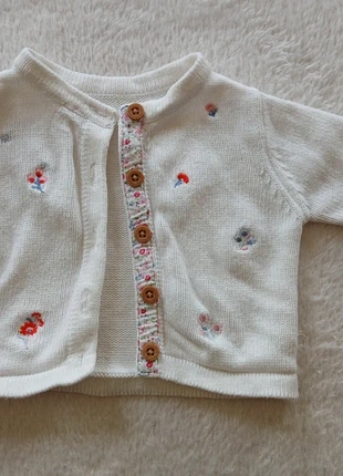 Petit gilet trop mignon Little Nutmeg, marke: Nutmeg, zustand: Sehr gut, größe: Bis zu 1 Monat / 50, 1,79 €, 2,58 € inklusive Vinted-Käuferschutz