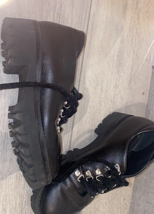 Pollini maat 36, merk: Pollini, staat: Heel goed, maat: 36, € 8,00, € 9,10 inclusief Kopersbescherming