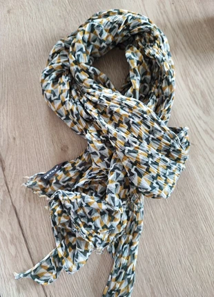 Foulard homme, marque: Devred, état: Très bon état, 2,00 €, 2,80 € Protection acheteurs incluse