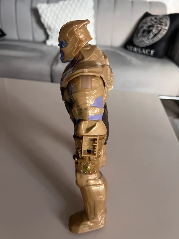 Marvel Figurine 30 cm – Couleur Jaune Poussière – Édition Rétro 2018 - photo numéro 3