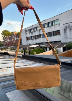 Sac à main en effet cuir marron, staat: Goed, € 2,00, € 2,80 inclusief Kopersbescherming
