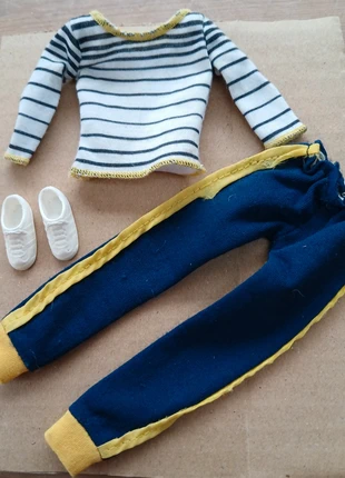 Ensemble jogging Sindy 1979, marque: Sindy, état: Très bon état, taille: Taille unique, 7,00 €, 8,05 € Protection acheteurs incluse