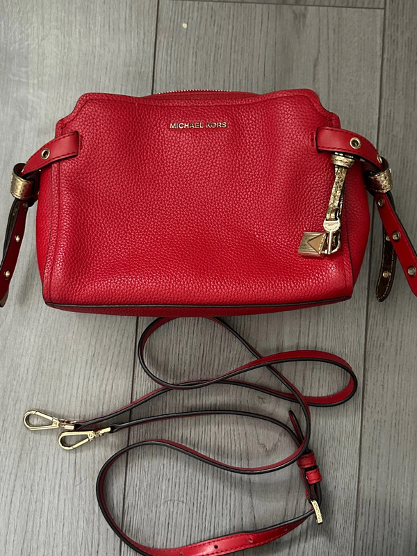 How to clean a michael kors bag at home online