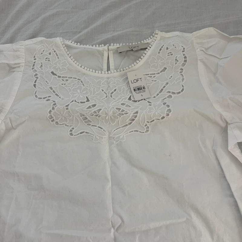 loft white embroidered puff sleeve top 3