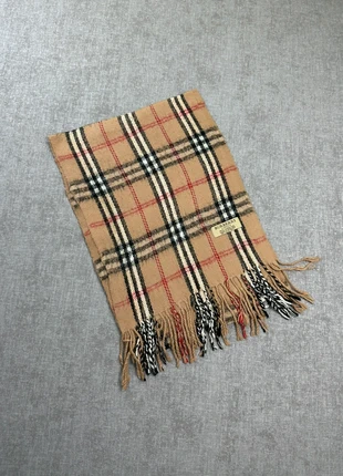 Écharpe Burberry beige, marque: Burberry, état: Très bon état, 55,00 €, 58,45 € Protection acheteurs (Pro) incluse