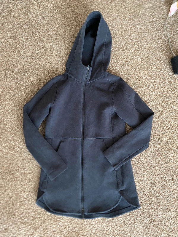 Lululemon black jacket 1