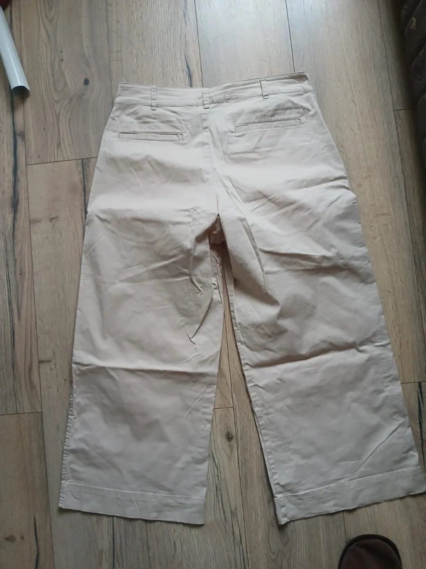 Chino/ pantacourt beige ralph lauren 33x28 FR42 - photo numéro 3