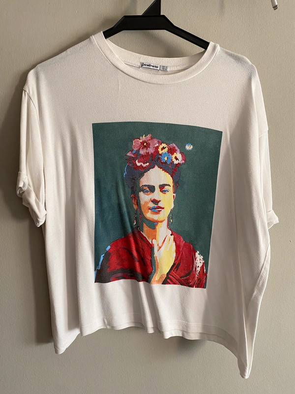 Camiseta Frida Kahlo Stradivarius talla M -