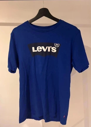 T-shirt Levi’s bleu logo noir – Taille M, brand: Levi's, condizioni: Ottime, taglia: M, €4.50, €5.43 include la Protezione acquisti