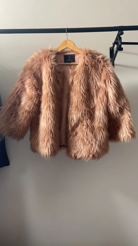 Fluffy jacket - Vinted