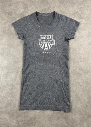 T-shirt gris de sport Lululemon taille 2 femme - XS 34 eu manche courte - ART0230, marque: Lululemon, état: Très bon état, taille: XS / 34 / 6, 10,00 €, 11,20 € Protection acheteurs (Pro) incluse