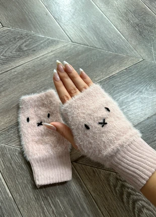 Miffy Gloves, marque: Miffy, état: Neuf avec étiquette, taille: Taille unique, 15,00 €, 16,45 € Protection acheteurs incluse