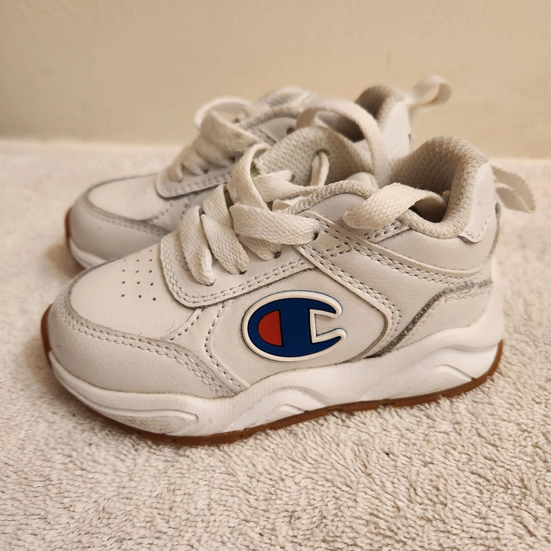 Girls White Classic Champion Sneakers 6 5