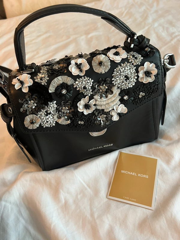 Michael kors floral deals applique bag