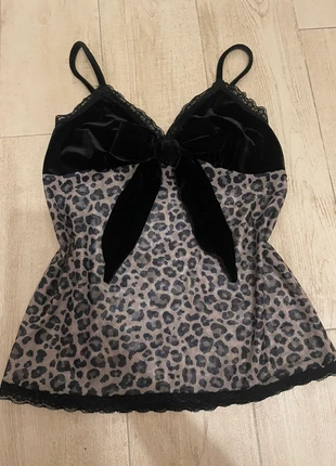 y2k leopard gyaru top, marca: y2k, estado: Novo sem etiquetas, tamanho: XS / 34 / 6, €14.00, €15.40 inclui Proteção do Comprador