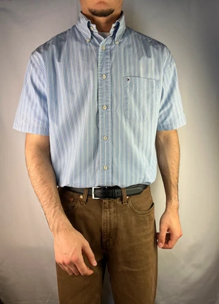 Chemise vintage manches courte à rayures bleu claire tommy hilfiger taille M, marca: Tommy Hilfiger, estado: Bueno, tamaño: M, 10,00 €, 11,20 € Protección al comprador incluida