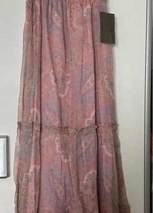 Robe en soie Zara, marke: Zara, zustand: Neu, mit Etikett, größe: XS / 34 / 6, 29,00 €, 31,15 € inklusive Vinted-Käuferschutz