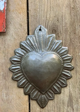 Ex Voto, marca: Fabrication Artisanale, estado: Muito bom, €15.00, €16.45 inclui Proteção do Comprador