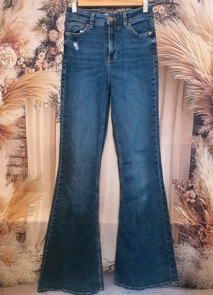 Bershka Flare Jeans Women’s Size EU34 / US2 / UK 4 Vintage Y2K Style Denim, brand: Bershka, condition: Good, size: XS / UK 4-6, £6.95, £8.00 includes Buyer Protection