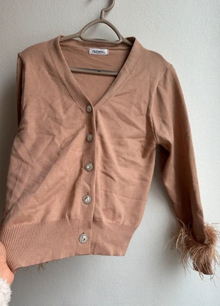 Gilet femme couleur peanut – doux et tendance, condizioni: Ottime, taglia: S / IT 40 / EU 36, €5.00, €5.95 include la Protezione acquisti