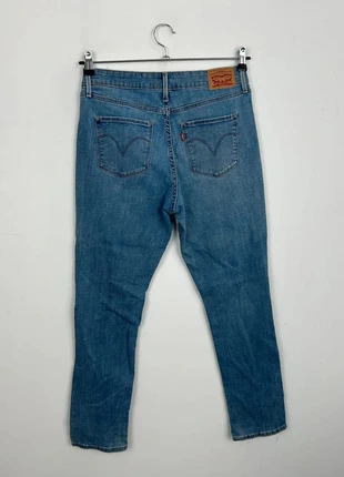 Jean Levi's Femme Bleu W31 L30 | Classic Mid Rise Skinny | Taille FR40 | Très Bon État NJ465, marque: Levi's, état: Très bon état, taille: L / 40 / 12, 14,00 €, 15,40 € Protection acheteurs (Pro) incluse