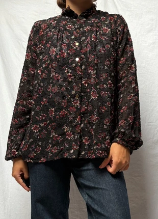 Blouse manche longue modèle Grease fleur noir et bordeaux Ba&sh taille 0/34/XS en très bon état, marke: Ba&sh, zustand: Sehr gut, größe: XS / 34 / 6, 30,00 €, 32,20 € inklusive Vinted-Käuferschutz