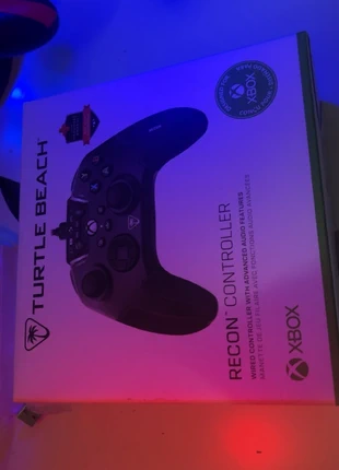 manette xbox a à palettes (bouton arrière 60€), merk: Turtle Beach, staat: Nieuw met prijskaartje, € 29,00, € 31,15 inclusief Kopersbescherming