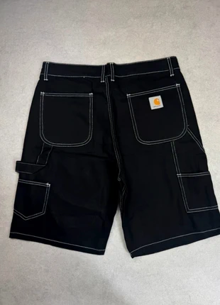 Short jort carhartt couleur noir couture blanche - rework | Taille L / 34, marque: Carhartt, état: Très bon état, taille: M, 20,00 €, 21,70 € Protection acheteurs incluse