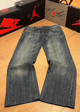 Jeans Diesel Vintage Bootcut Y2k, marque: Diesel, état: Très bon état, taille: M, 49,00 €, 52,15 € Protection acheteurs incluse