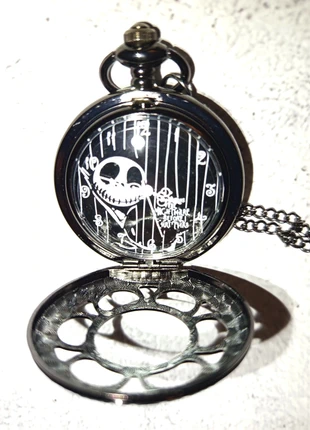 Montre à gousset M. Jack – L’Étrange Noël de Monsieur Jack, marke: Disney, zustand: Sehr gut, 10,00 €, 11,20 € inklusive Vinted-Käuferschutz