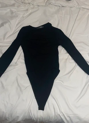 body noir manche longue, marque: Primark, état: Très bon état, taille: S / 36 / 8, 3,00 €, 3,85 € Protection acheteurs incluse