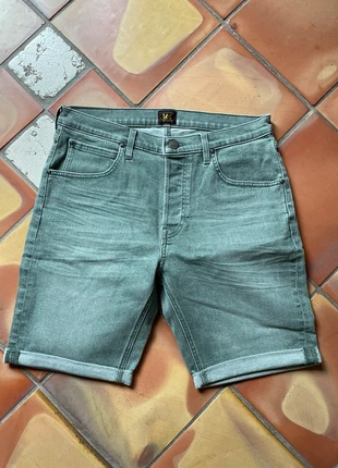 New Lee green shorts W32, marke: Lee, zustand: Neu, größe: M, 18,00 €, 19,60 € inklusive Vinted-Käuferschutz