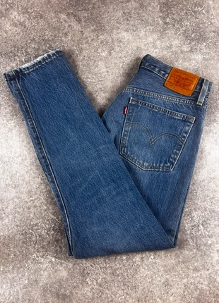 Jean Levi’s Premium 501 S droit taille haute bleu brut femme W26 L28, marque: Levi's, état: Très bon état, taille: S / 36 / 8, 33,90 €, 36,30 € Protection acheteurs incluse