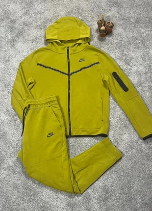 Ensemble / Tracksuit Nike tech fleece vert - XS, marca: Nike, estado: Muy bueno, tamaño: XS, 40,00 €, 42,70 € Protección al comprador incluida