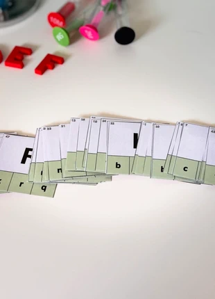 72 cartes: Lettres Capitales à Lettres Scriptes - Cartes à pinces MS GS, zustand: Sehr gut, größe: 4 Jahre / 104, 8,00 €, 9,10 € beinhaltet Vinted-Käuferschutz Pro