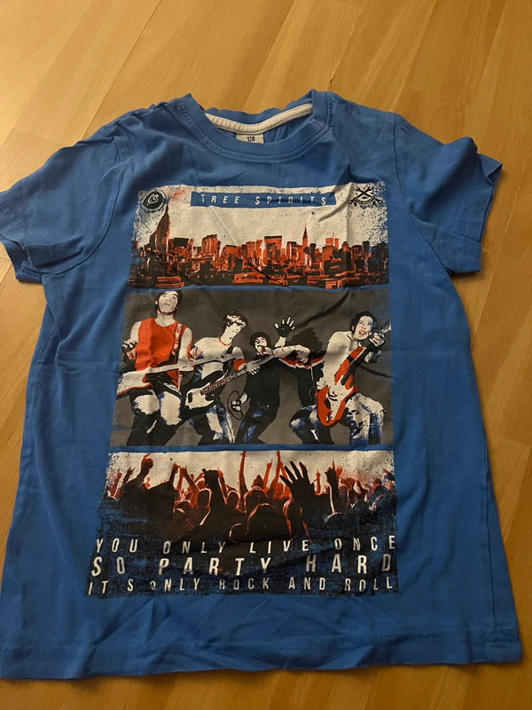 Rockiges T-Shirt 1